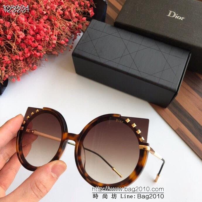DIOR-迪奧 2019新款 時尚高雅墨鏡 女士太陽鏡 0378  lly1376